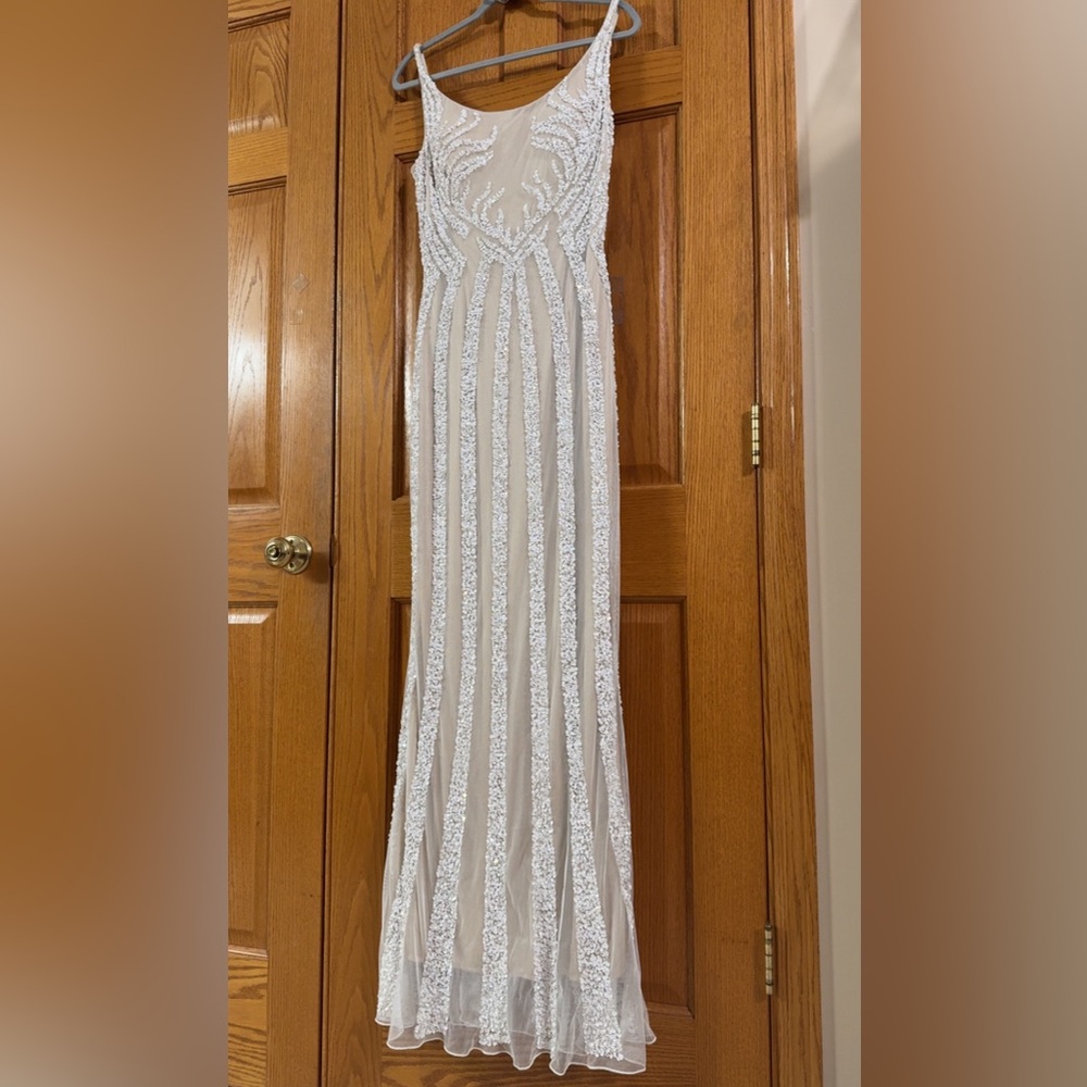 Women’s Formal Dress BG Haute 48722SC Sequined Size 10 Gown Ivory/Nude NEW
